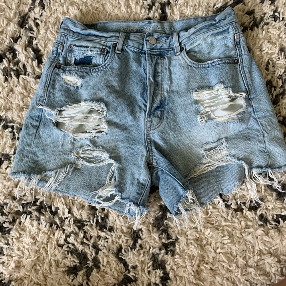 90’s boyfriend shorts
